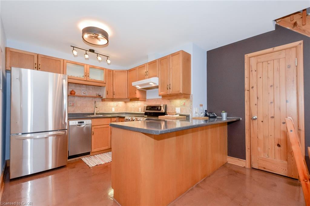 3-father-david-bauer-drive-waterloo-ontario-40739363