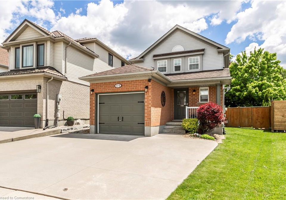 44-chrysler-crescent-cambridge-ontario-40739367