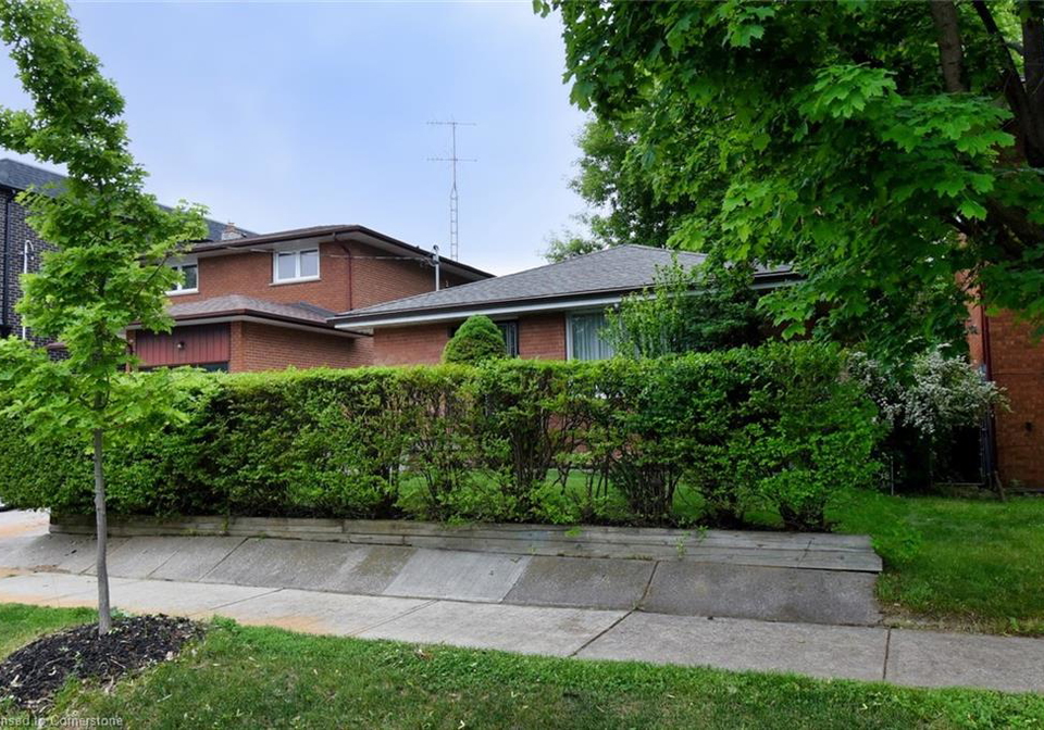 14-jellicoe-avenue-toronto-ontario-40739368