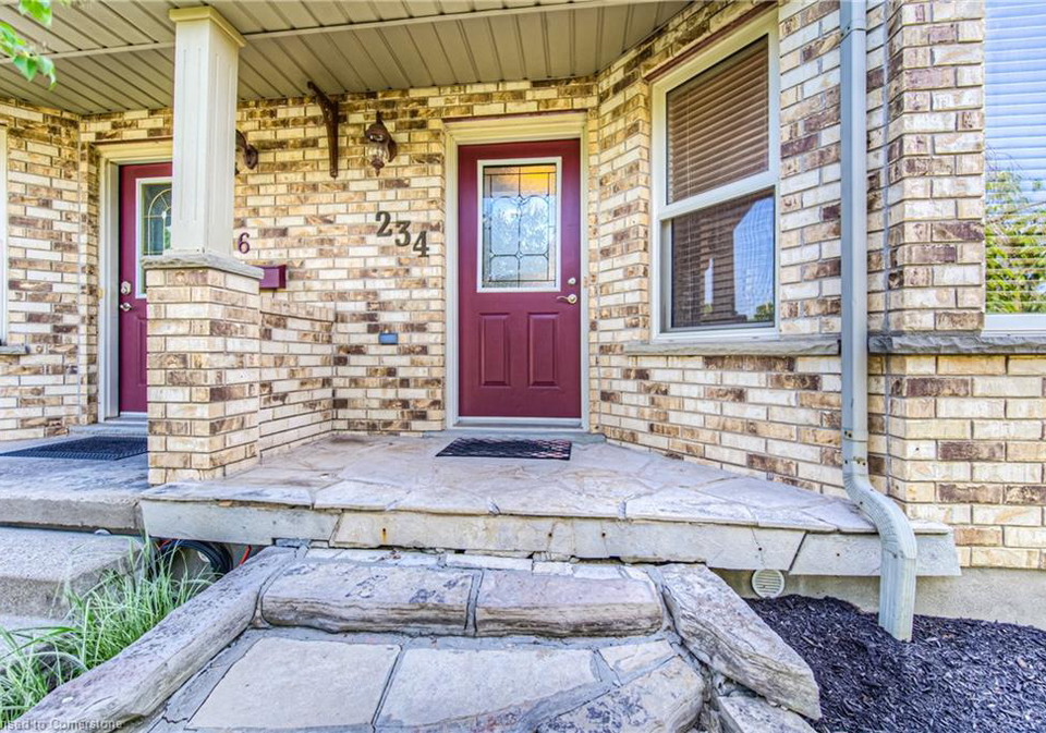 234-benesfort-crescent-kitchener-ontario-40739380