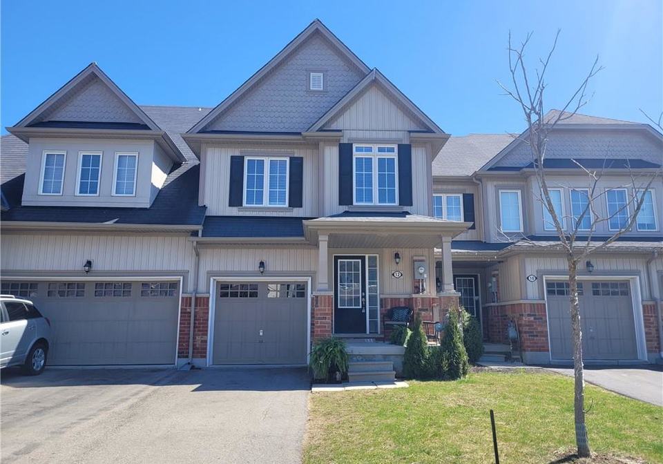 12-lynch-crescent-binbrook-ontario-40739383