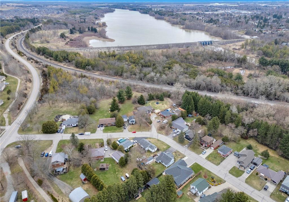 80b-frederick-street-woodstock-ontario-40739456