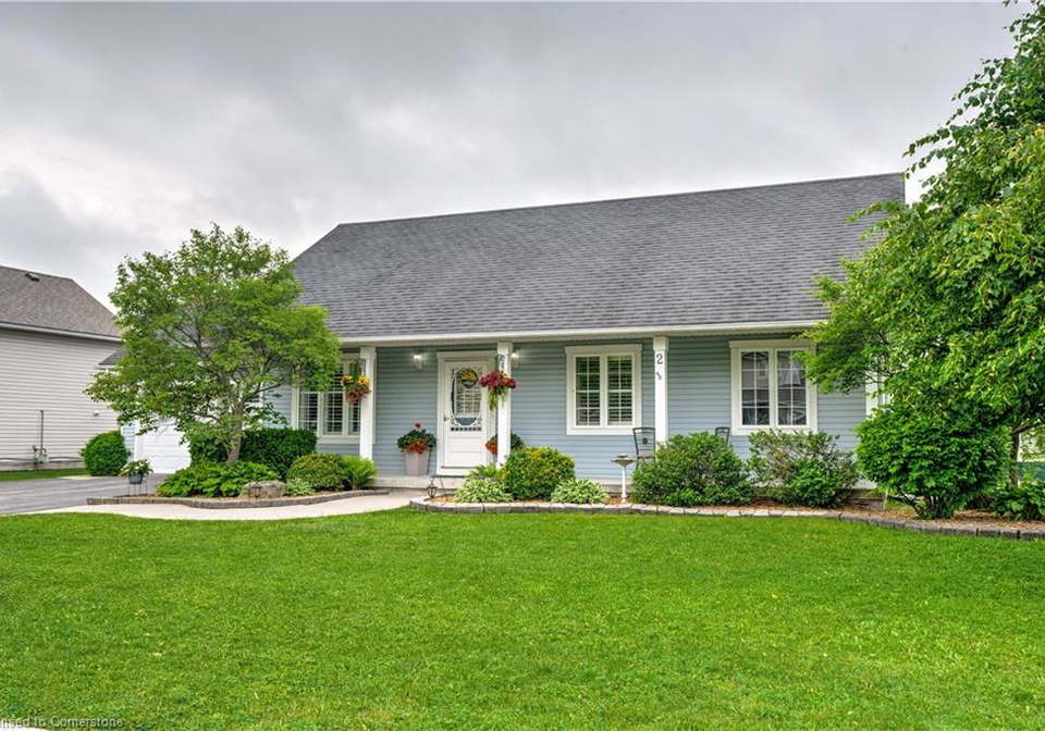 2-oak-crescent-hagersville-ontario-40739461
