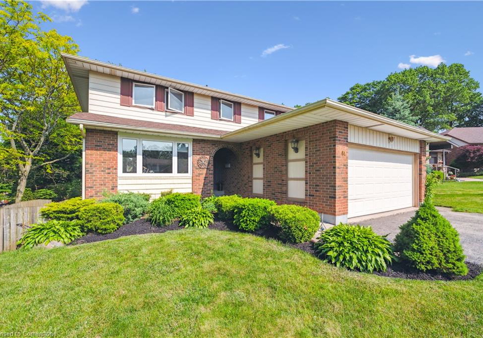 44-sandsprings-court-kitchener-ontario-40739491