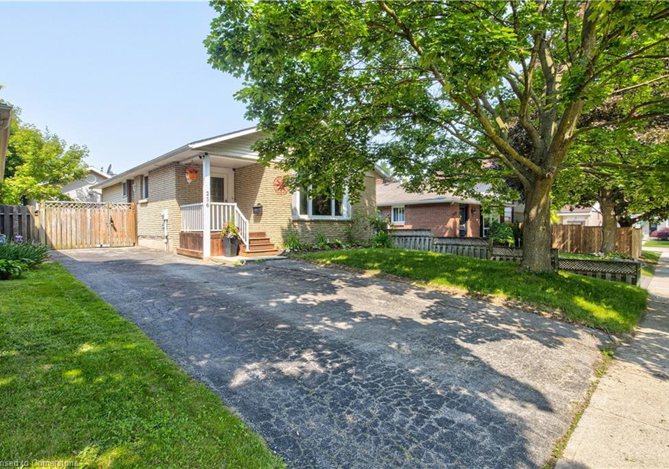256-johanna-drive-cambridge-ontario-40739563
