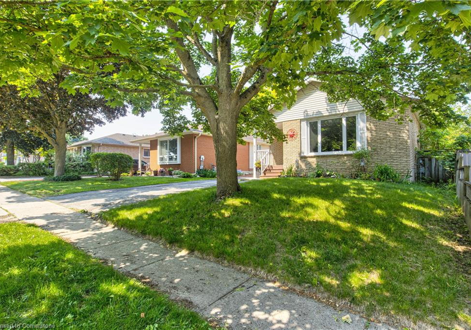 256-johanna-drive-cambridge-ontario-40739563