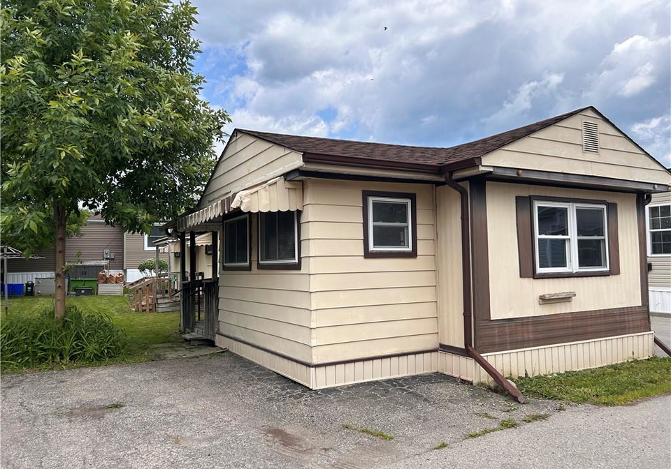 4581-anna-lane-beamsville-ontario-40739620