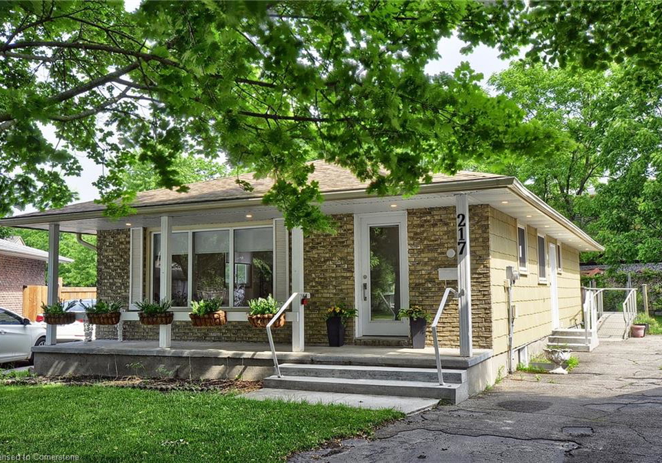 217-park-avenue-cambridge-ontario-40739757