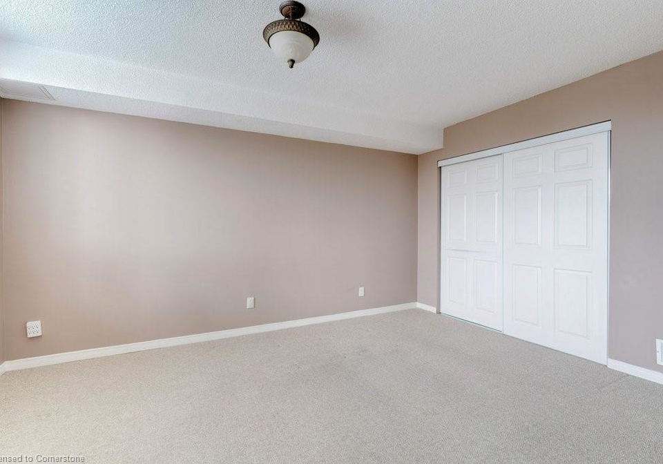 495-highway-8-stoney-creek-ontario-40739823