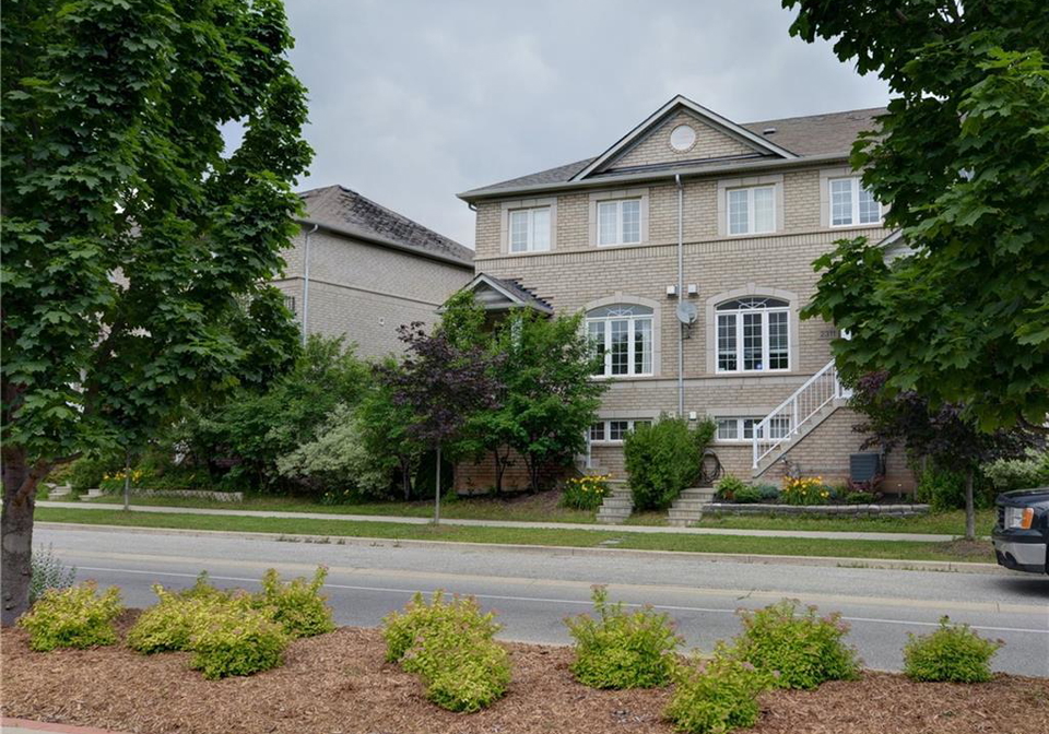 2313-sutton-drive-burlington-ontario-40739866