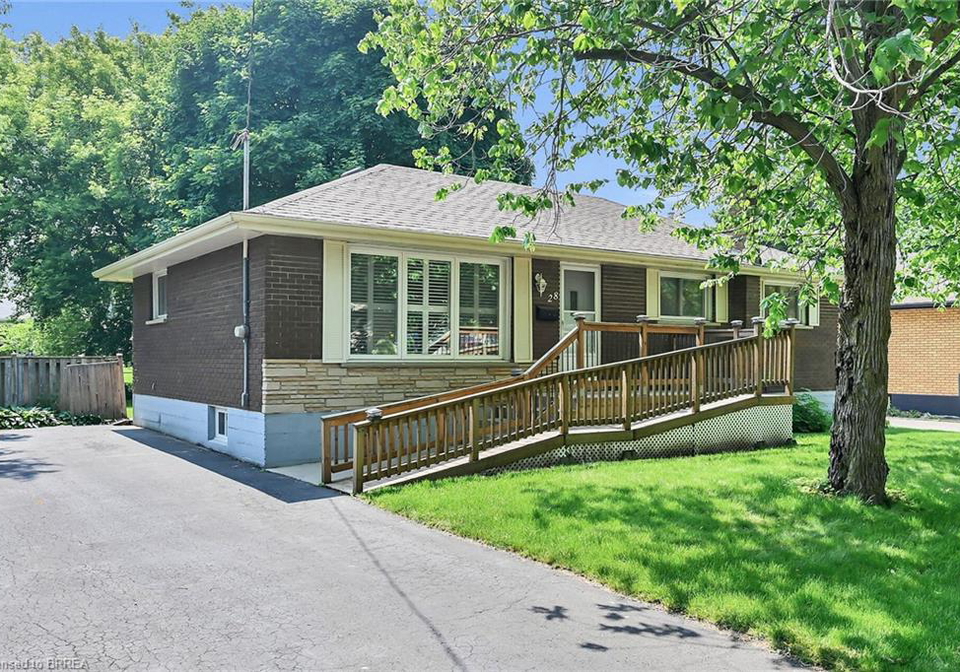 28-francis-street-brantford-ontario-40739898