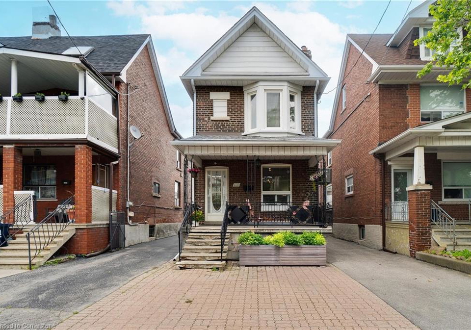 1315-lansdowne-street-toronto-ontario-40739917