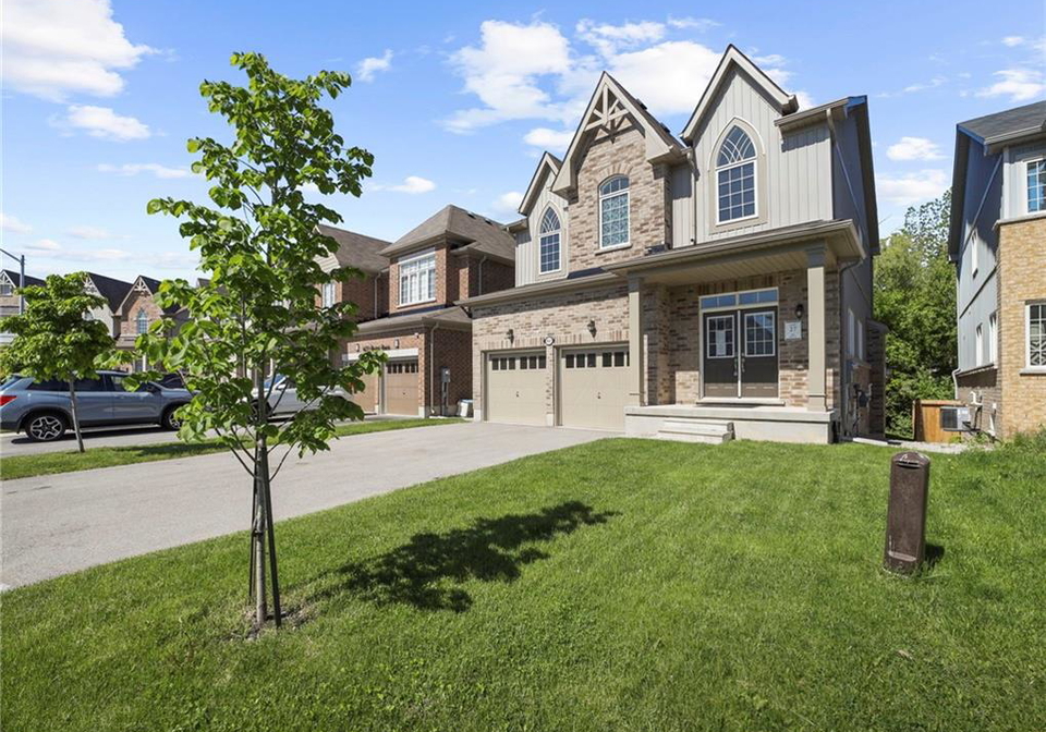 4021-cachet-court-beamsville-ontario-40739950