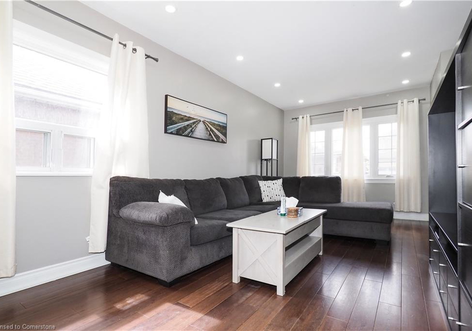 131-newlands-avenue-hamilton-ontario-40739962