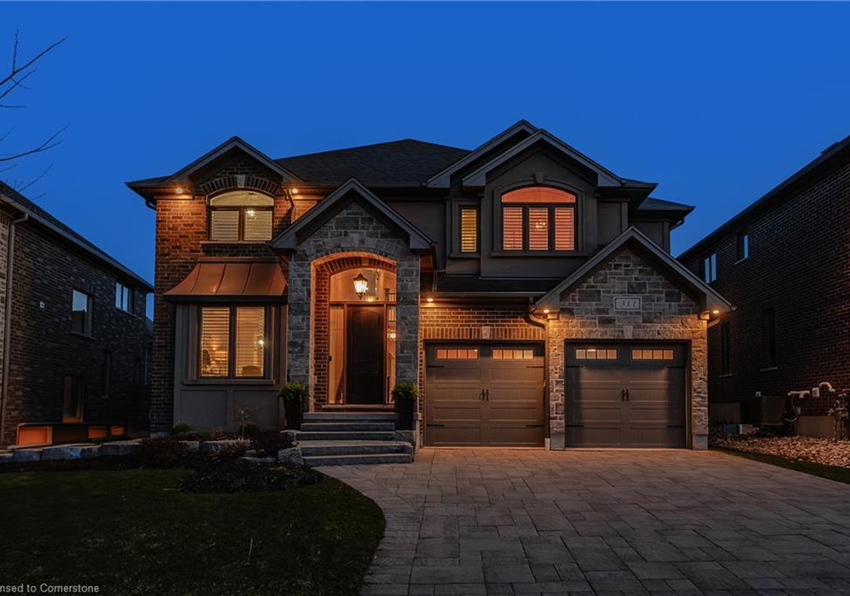 311-deerfoot-trail-waterloo-ontario-40739971