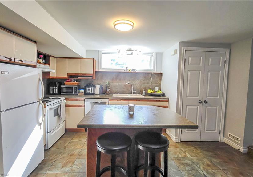 326-victoria-street-s-kitchener-ontario-40740035