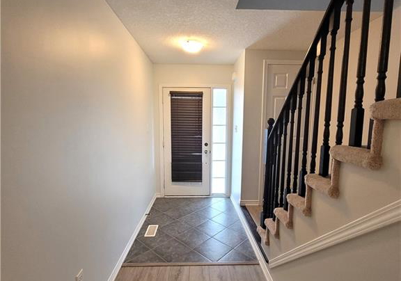 91-english-lane-brantford-ontario-40740065