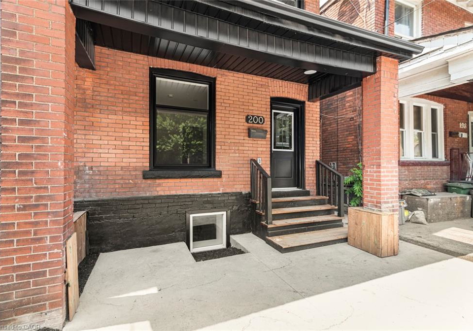 200-sanford-avenue-s-hamilton-ontario-40740092