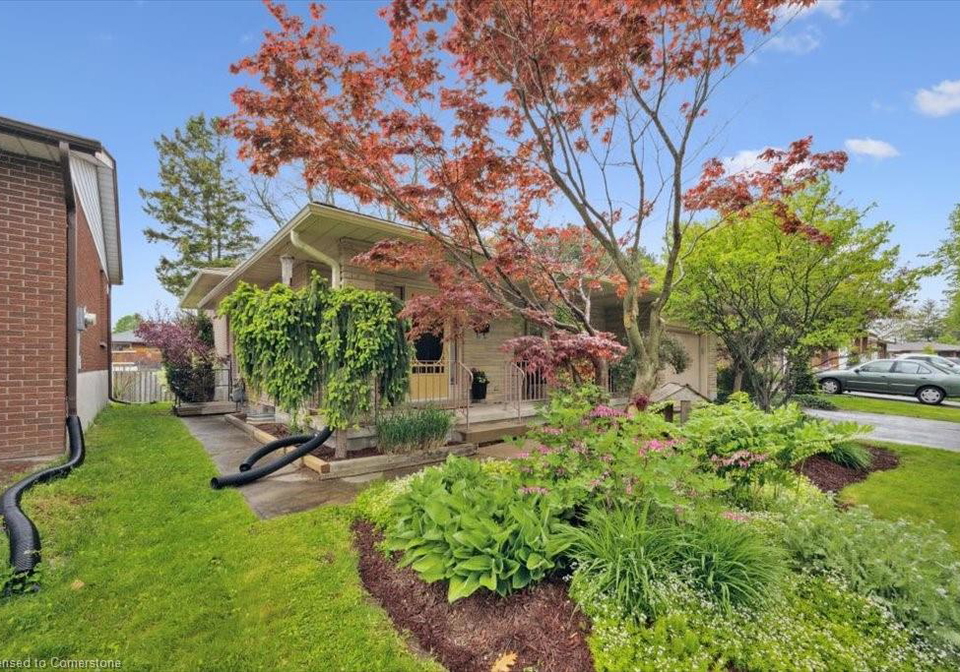 135-georgian-place-kitchener-ontario-40740094