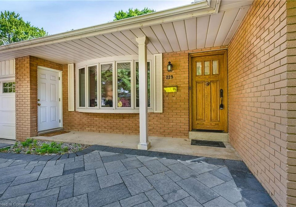 229-simon-drive-burlington-ontario-40740160