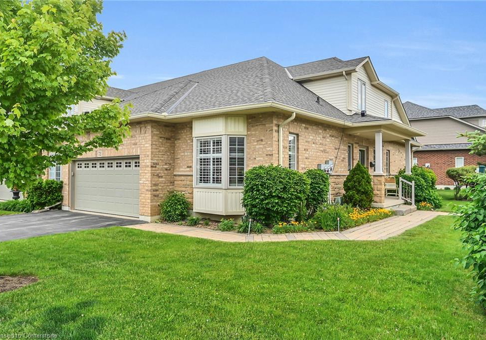 72-effort-trail-glanbrook-ontario-40740212