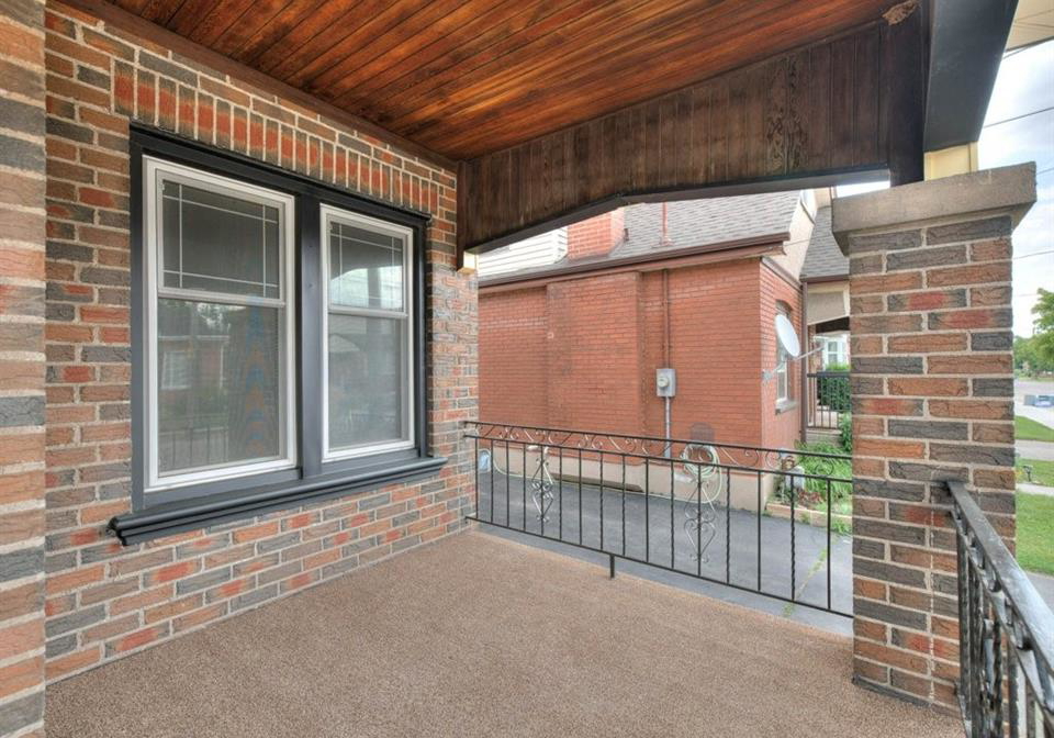 115-mintern-avenue-brantford-ontario-40740302