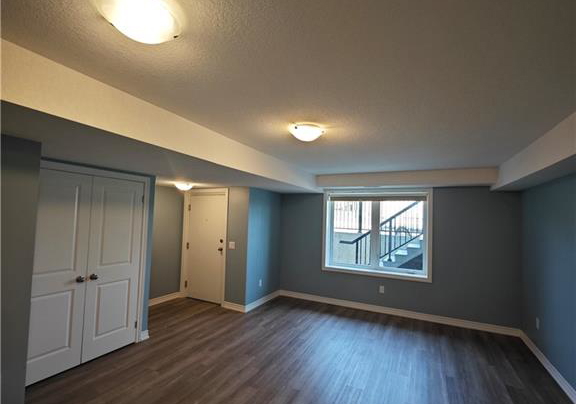 243-chapel-hill-drive-kitchener-ontario-40740335