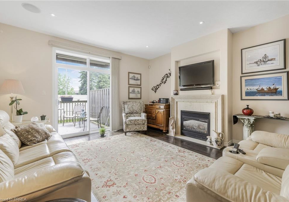 244-dundas-street-w-paris-ontario-40740516