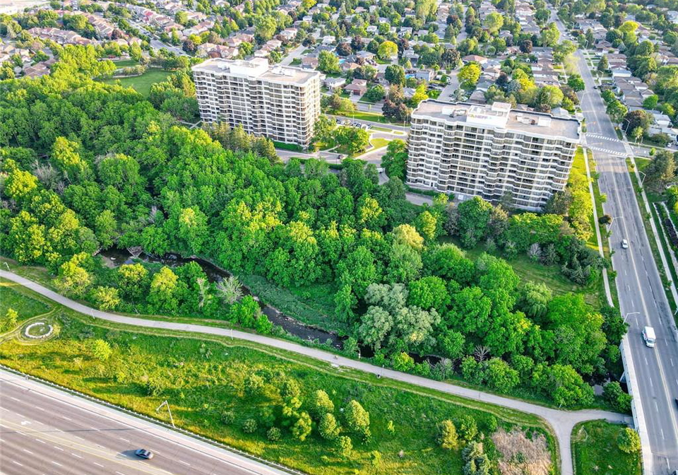 320-mill-street-s-peel-ontario-40740607