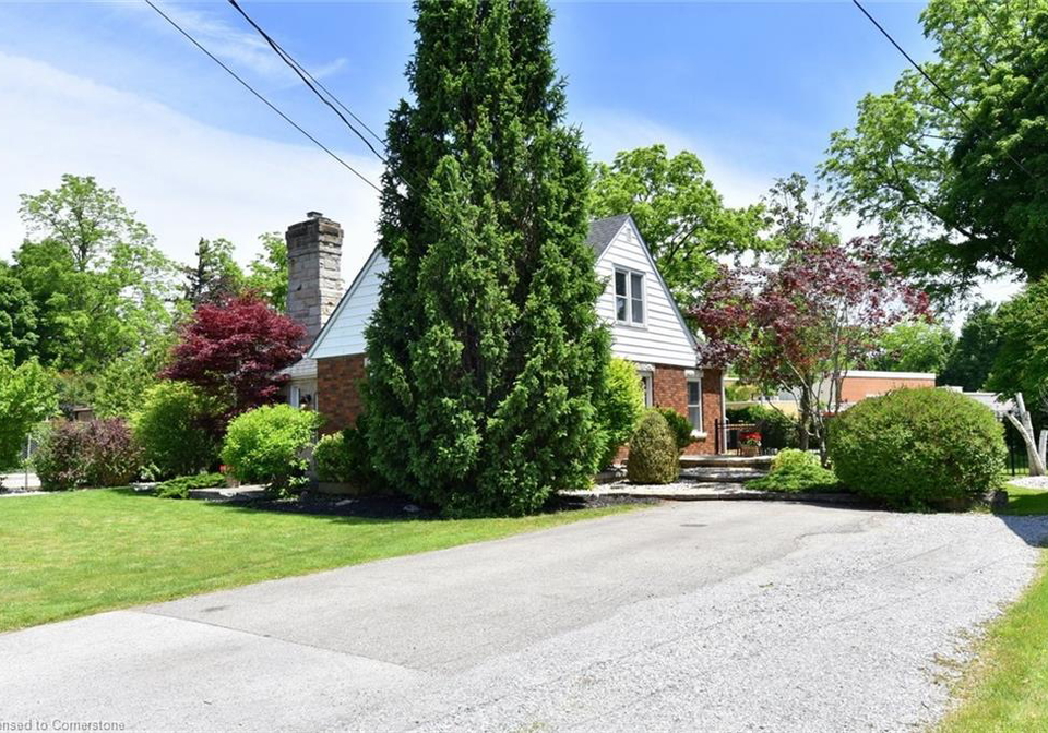 48-wigton-street-caledonia-ontario-40740650