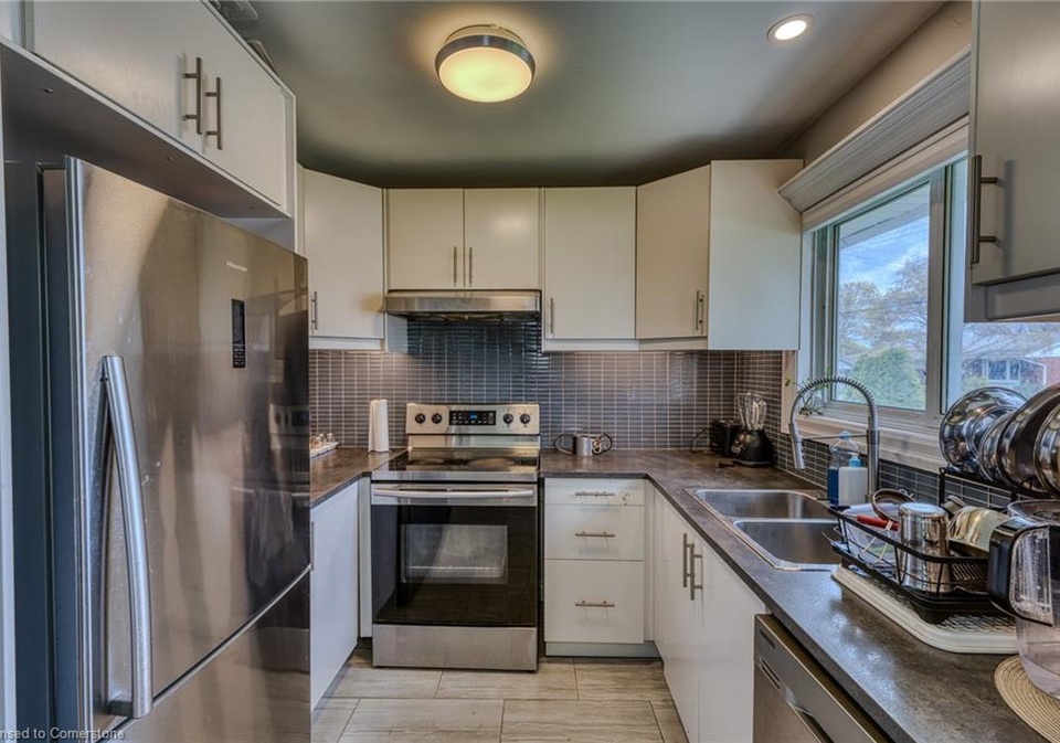94-edith-avenue-hamilton-ontario-40740738