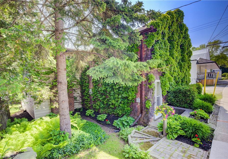 175-smith-street-arthur-ontario-40740769