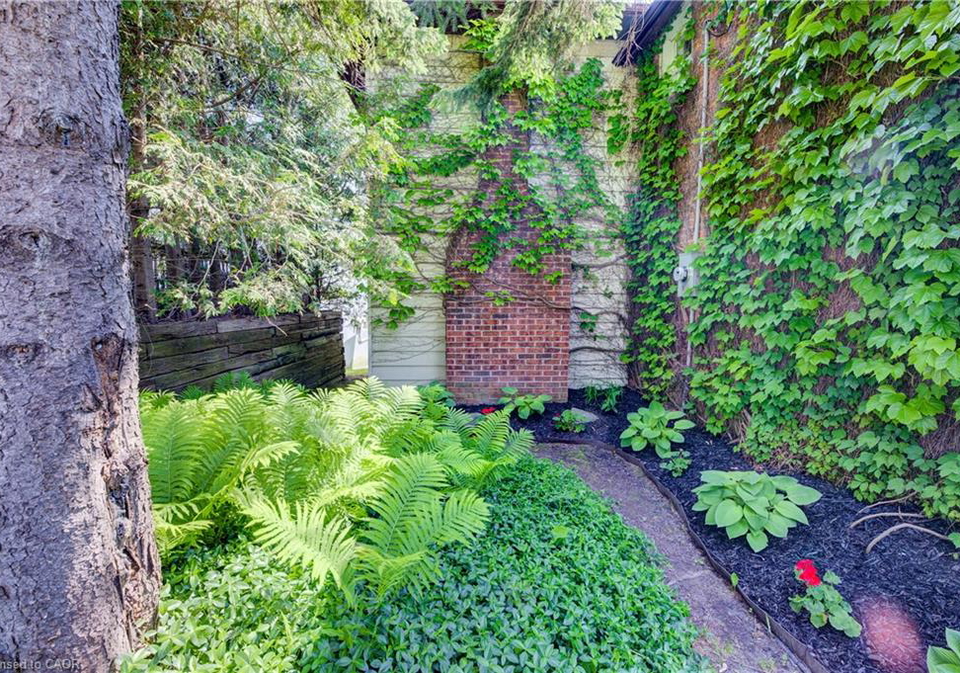 175-smith-street-arthur-ontario-40740769