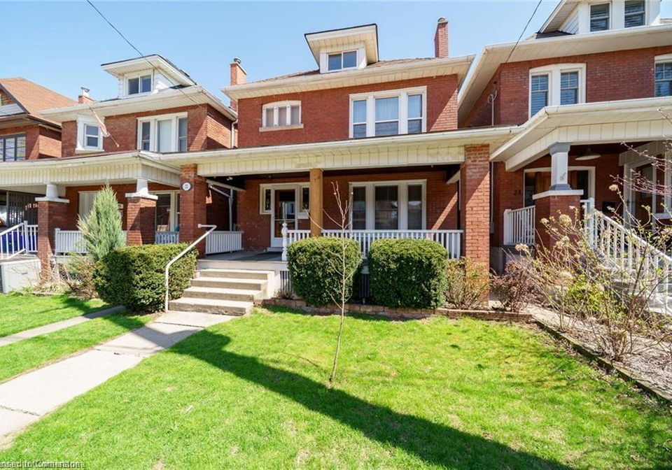 21-barnesdale-avenue-s-hamilton-ontario-40740888