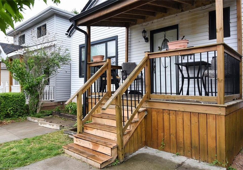 106-ivon-avenue-hamilton-ontario-40740973