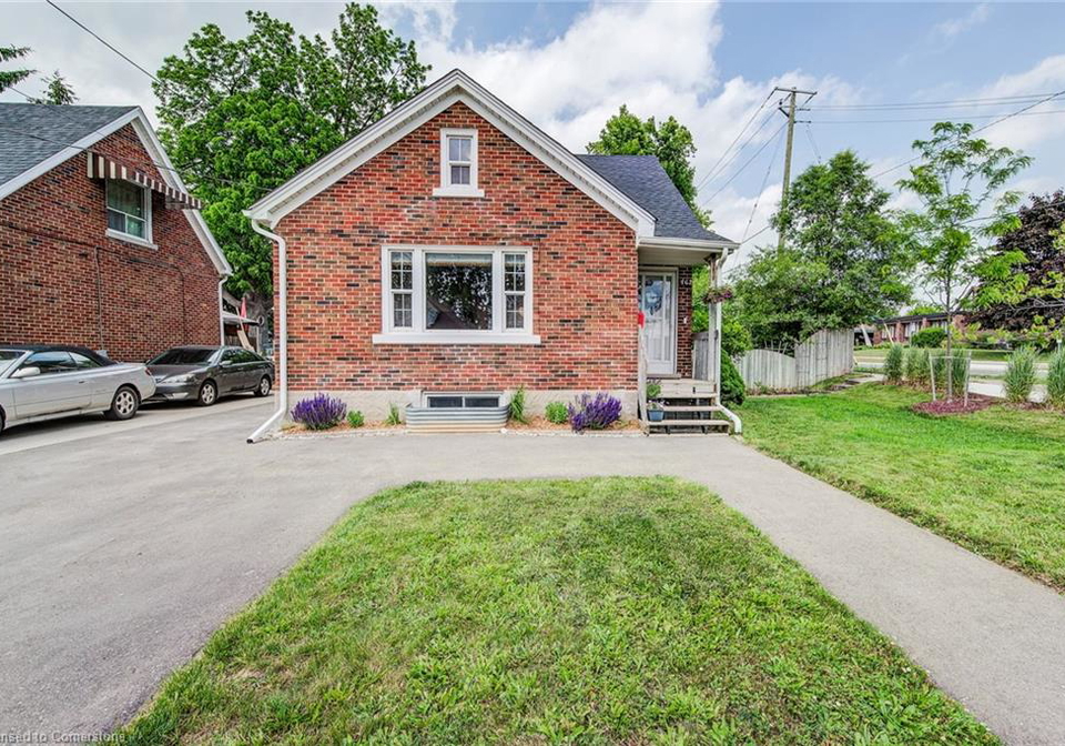 462-stirling-avenue-s-kitchener-ontario-40741127