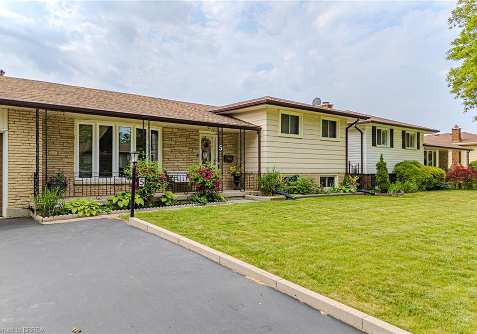 5-pippin-drive-brantford-ontario-40741232