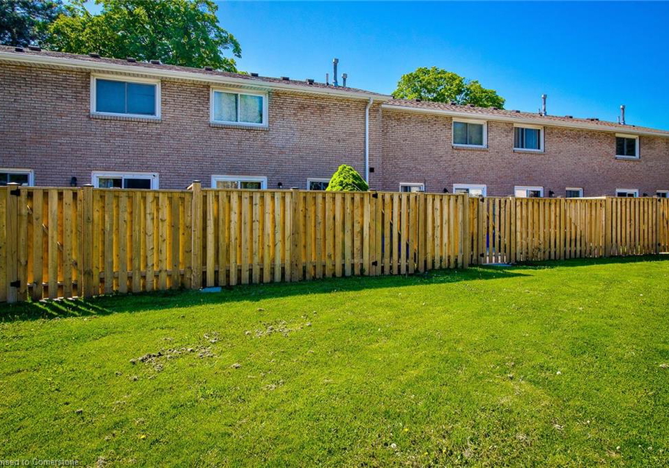 151-gateshead-crescent-e-hamilton-ontario-40741273