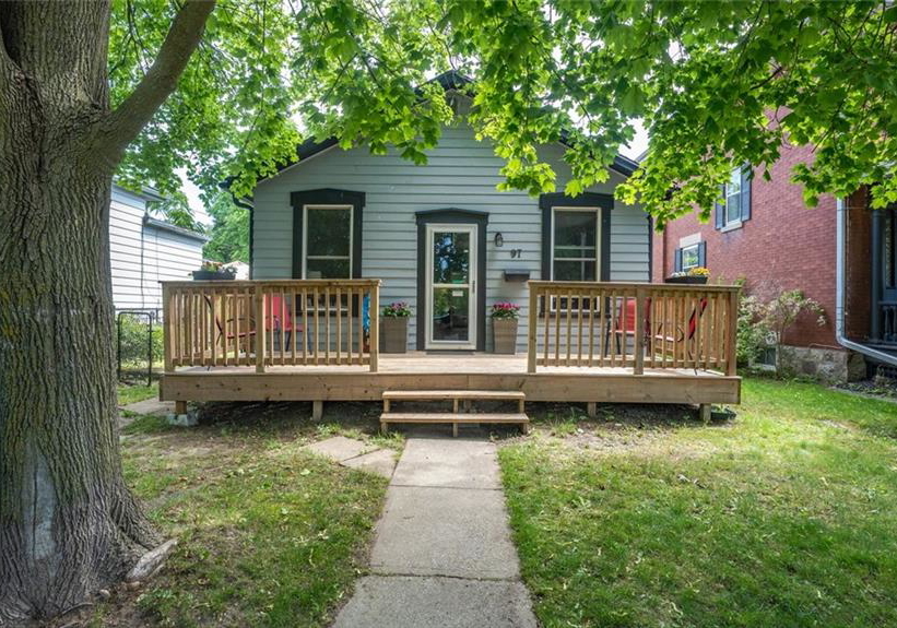 97-willow-street-paris-ontario-40741296
