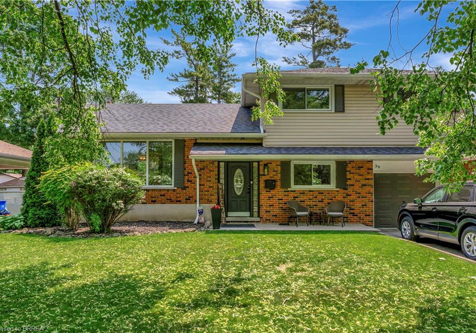 39-pusey-boulevard-brantford-ontario-40741401