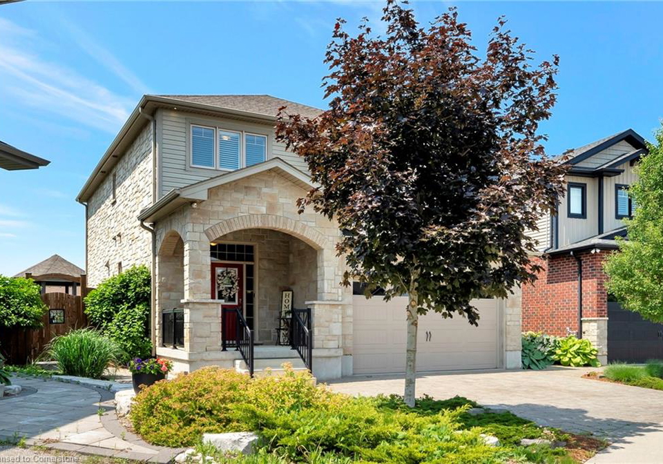 36-new-castle-court-kitchener-ontario-40741467