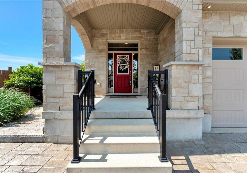 36-new-castle-court-kitchener-ontario-40741467