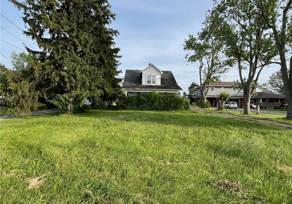 131-talbot-street-e-jarvis-ontario-40741479