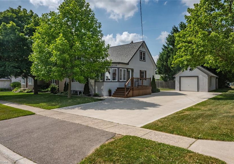 81-church-street-e-delhi-ontario-40741486
