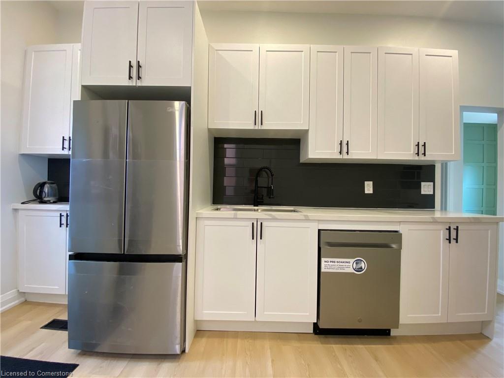 79-sanford-avenue-s-hamilton-ontario-40741571