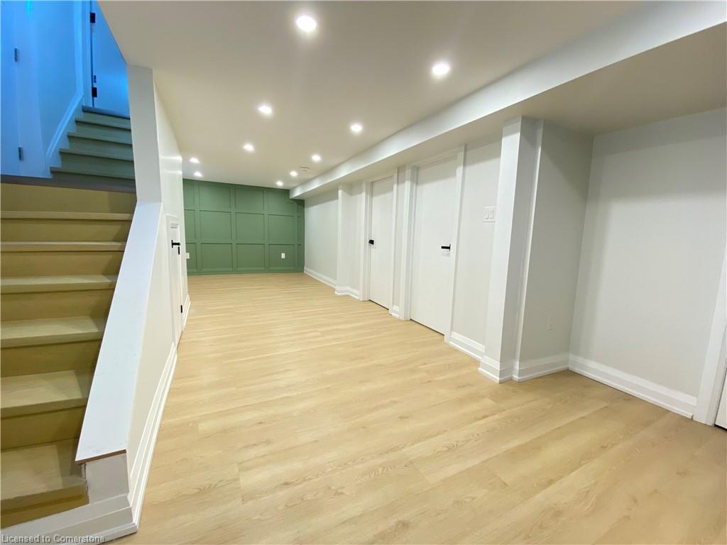 79-sanford-avenue-s-hamilton-ontario-40741579