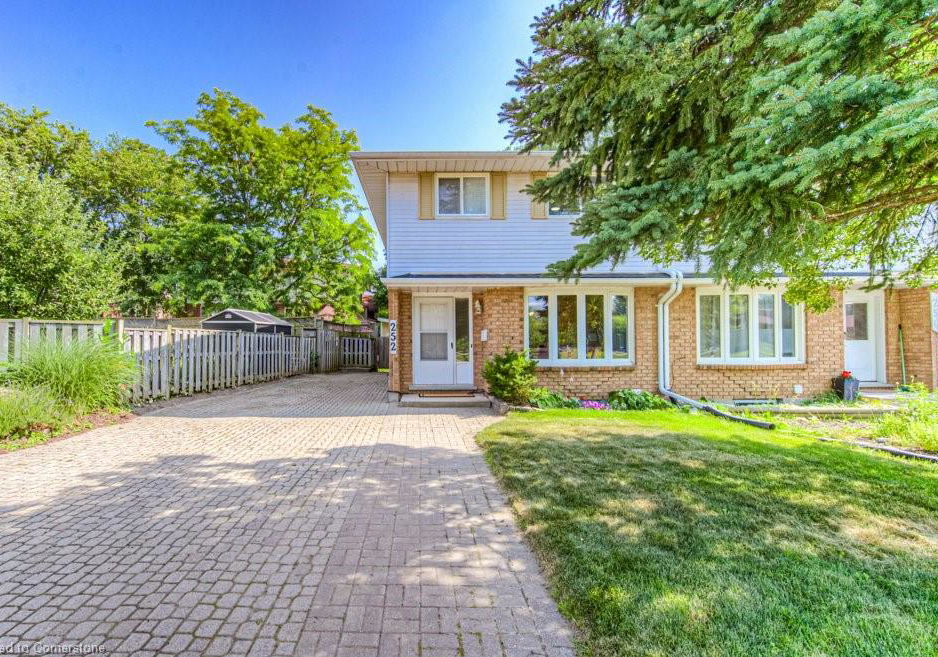 252-dinison-crescent-kitchener-ontario-40741580