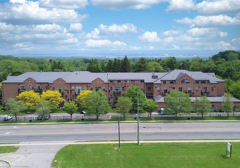 262-dundas-street-e-waterdown-ontario-40741590