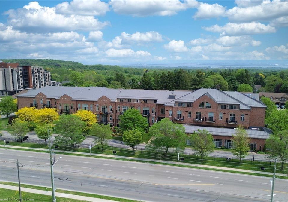 262-dundas-street-e-waterdown-ontario-40741590