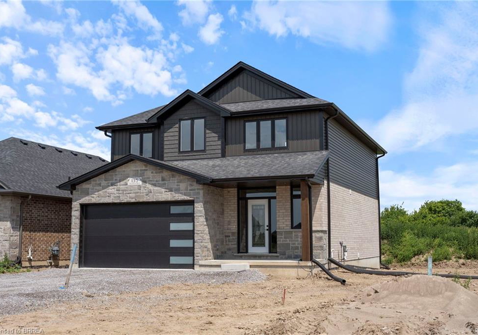 135-craddock-boulevard-jarvis-ontario-40741603